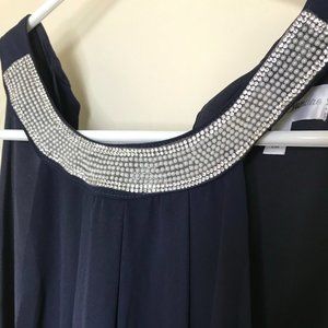 Sleeveless short dress